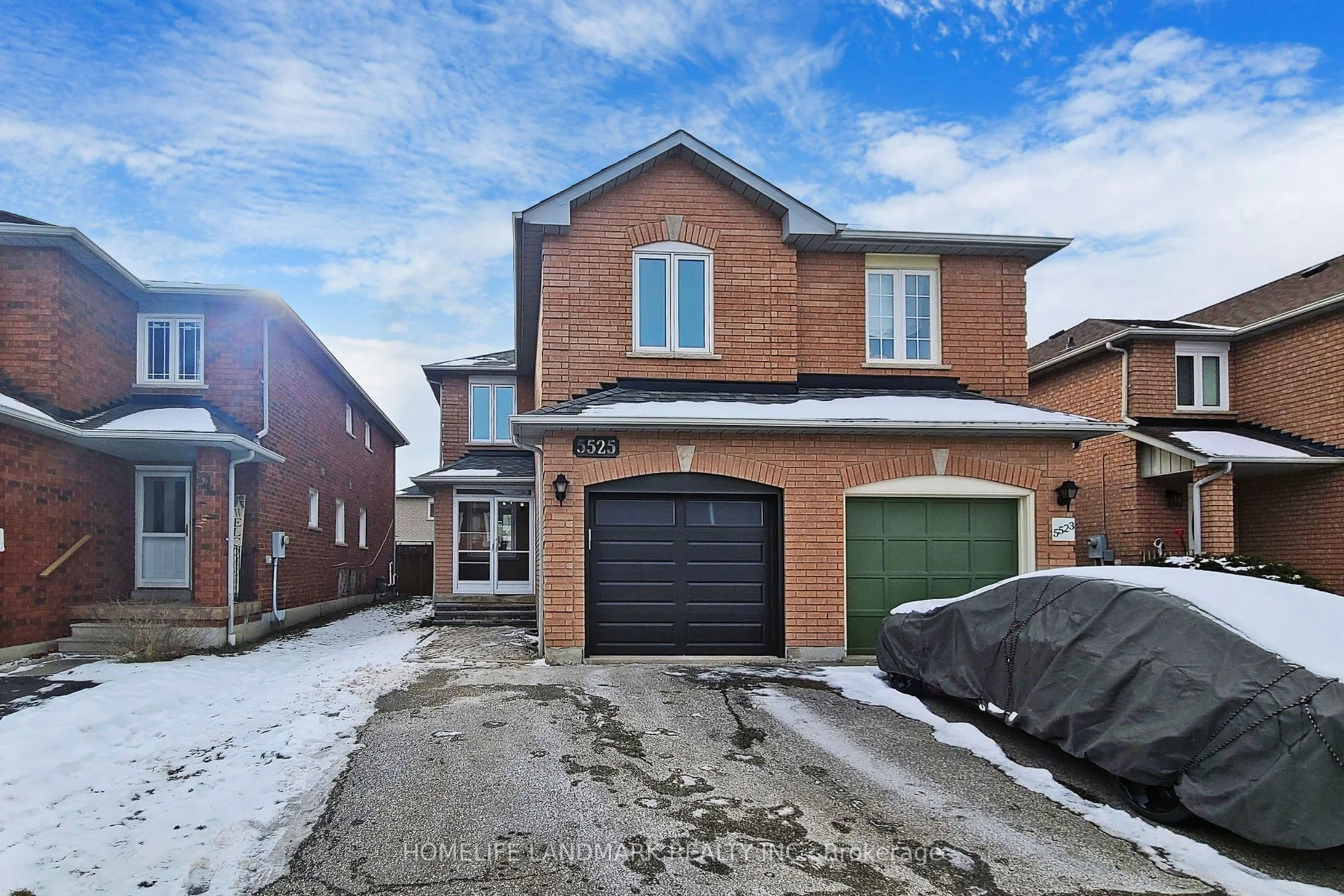 Semi-Detached in Mississauga