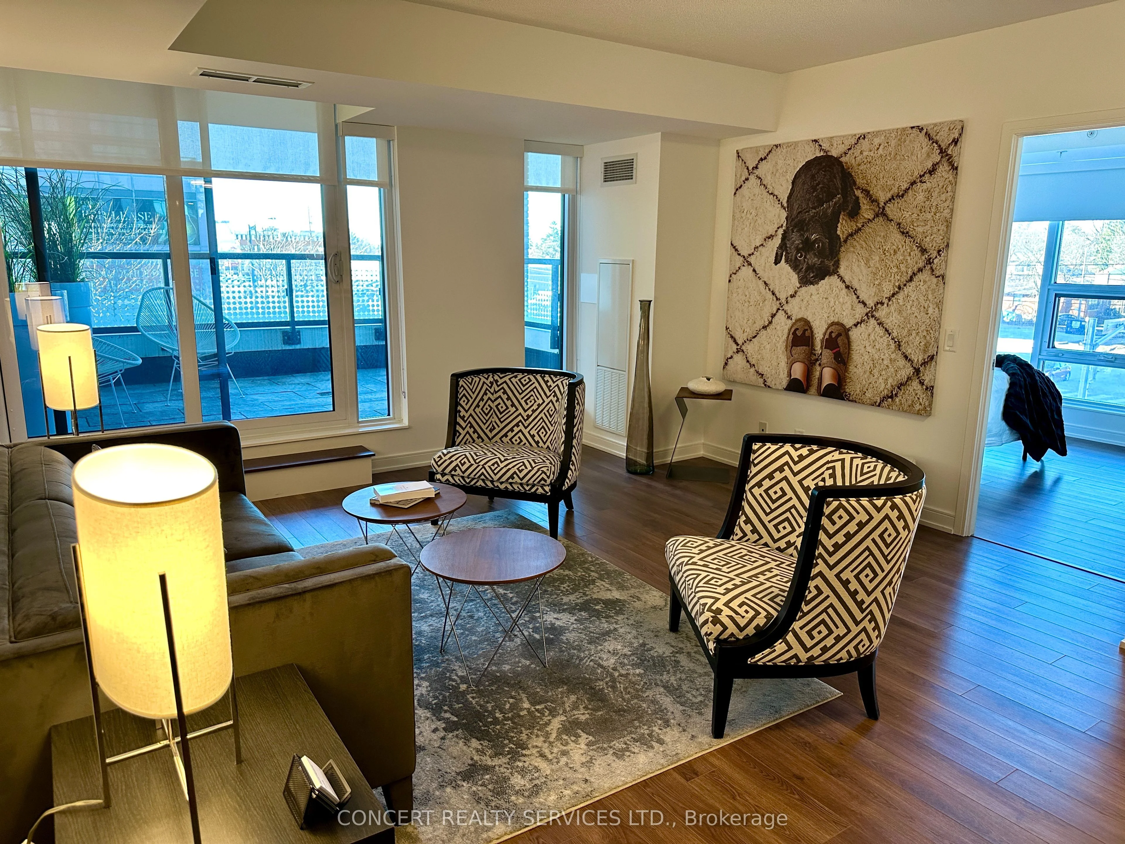 30 Samuel Wood Way 202, Toronto W08, ON M9B 0C9