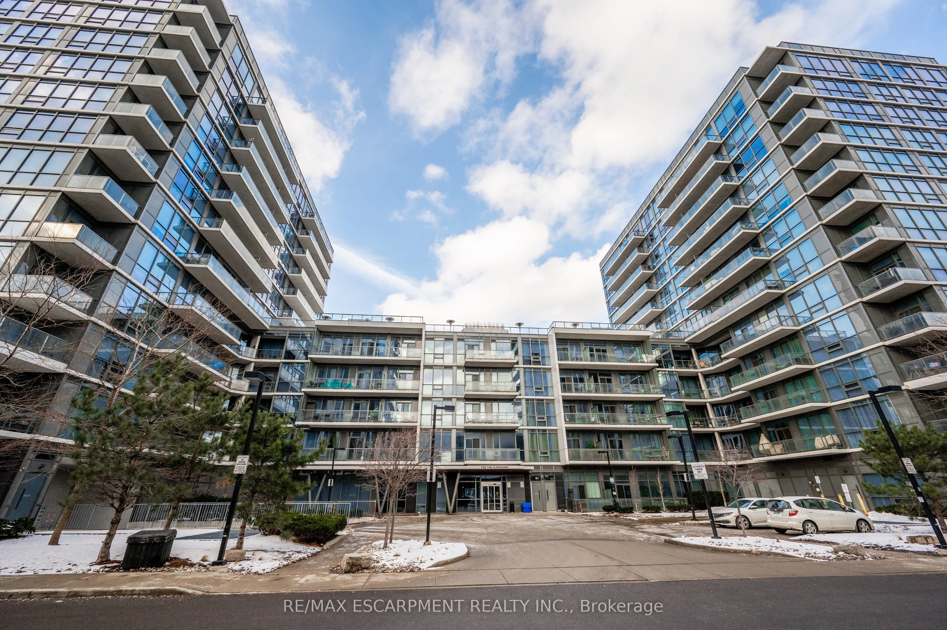 Common Element Condo in Toronto