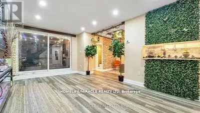 3455 Morning Star Drive 122, Mississauga, On L4t 3t9