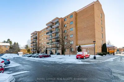Condo Apartment in Orangeville