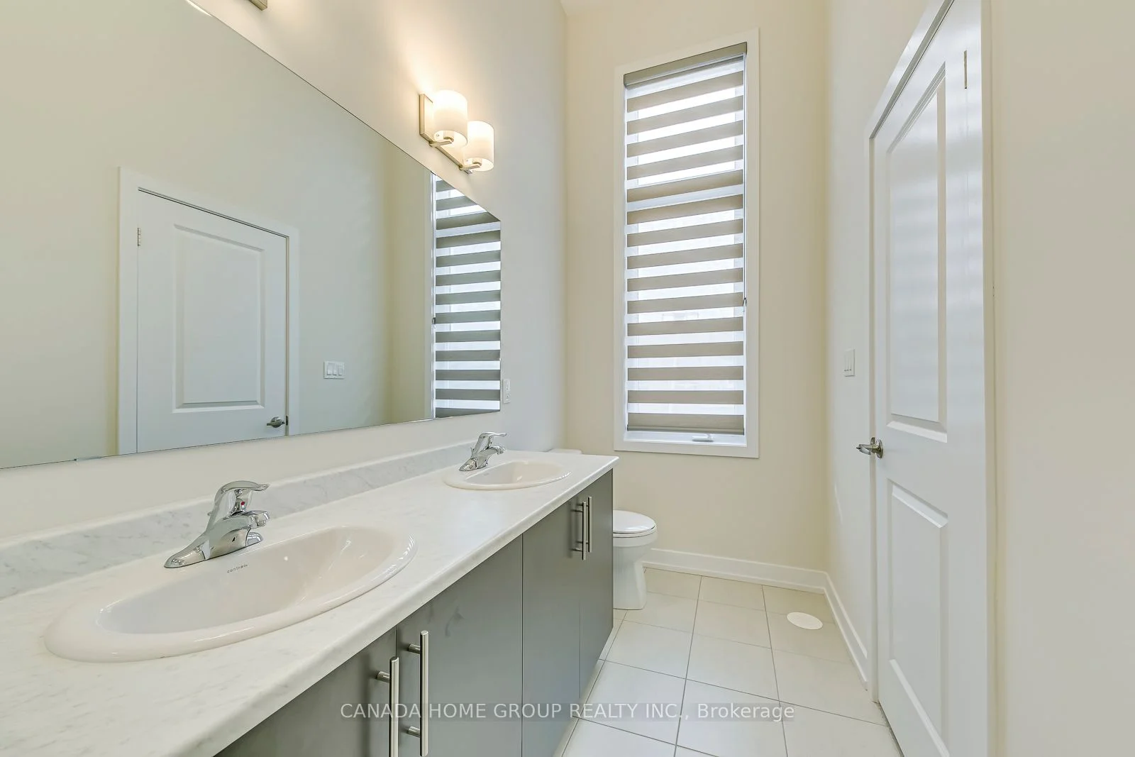 3103 Meadowridge Drive, Oakville, ON L6H 7G1