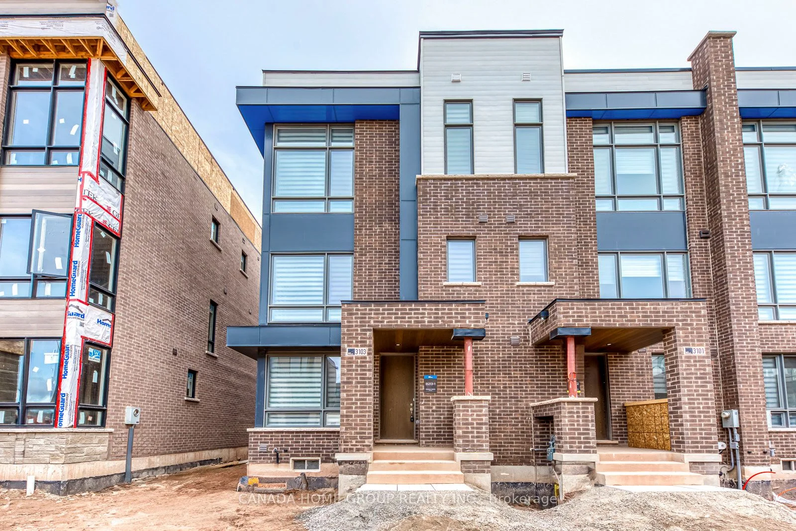 Att/Row/Townhouse in Oakville