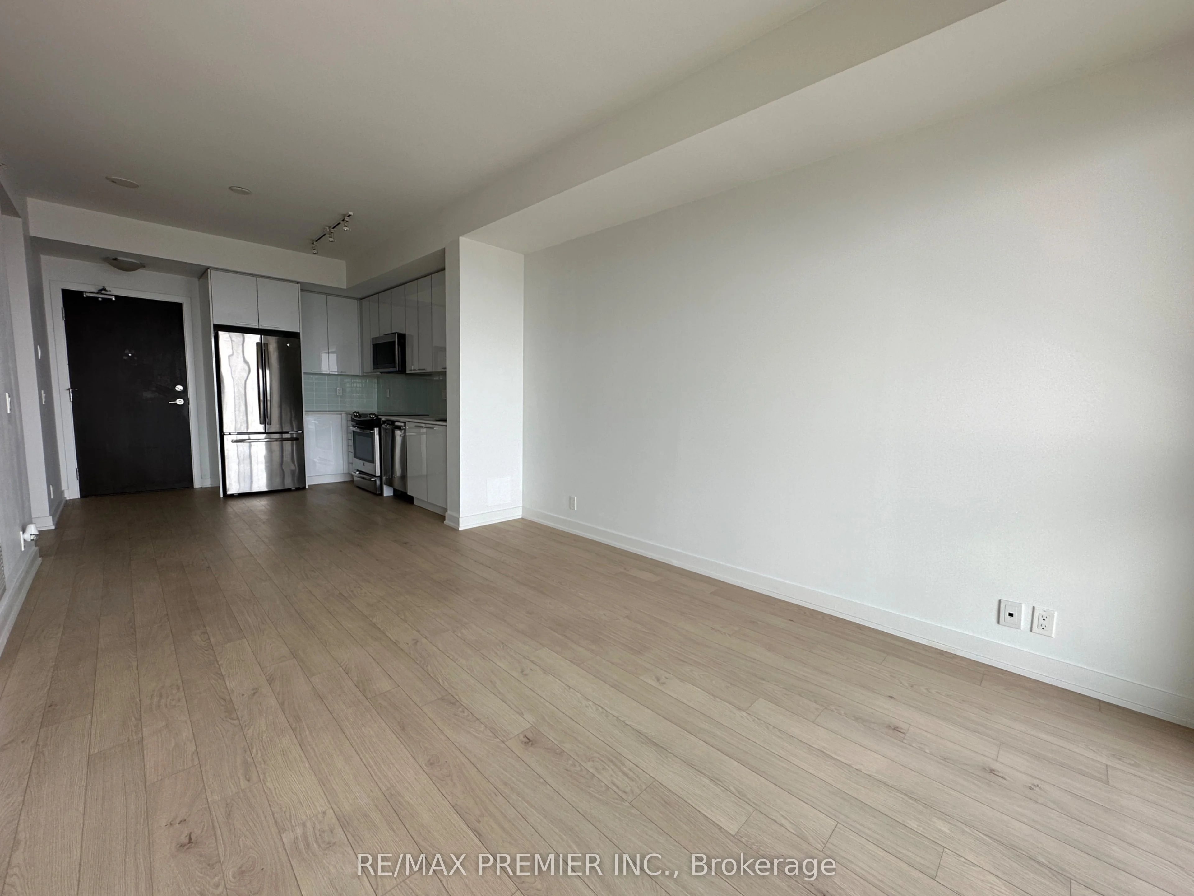 10 Park Lawn Road 4103, Toronto W06, ON M8V 0H9