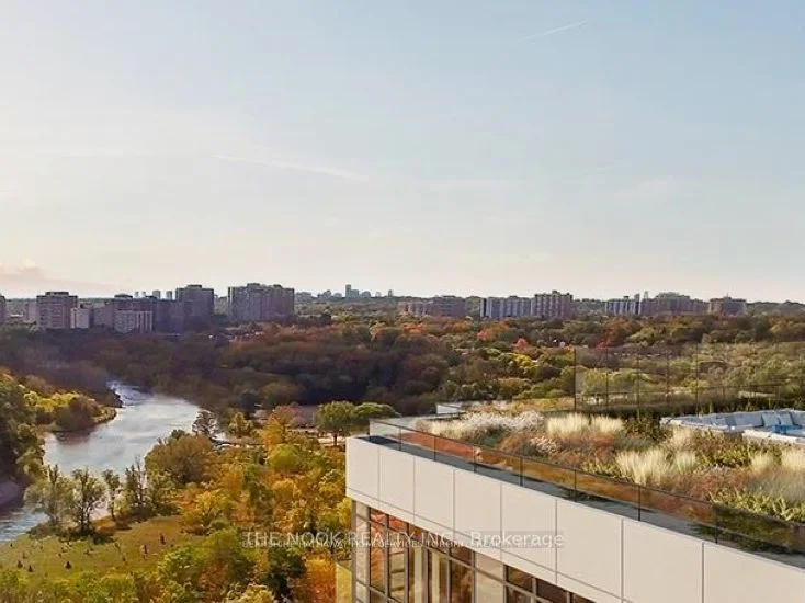 10 Wilby Crescent 1501, Toronto W04, On M9n 1e5