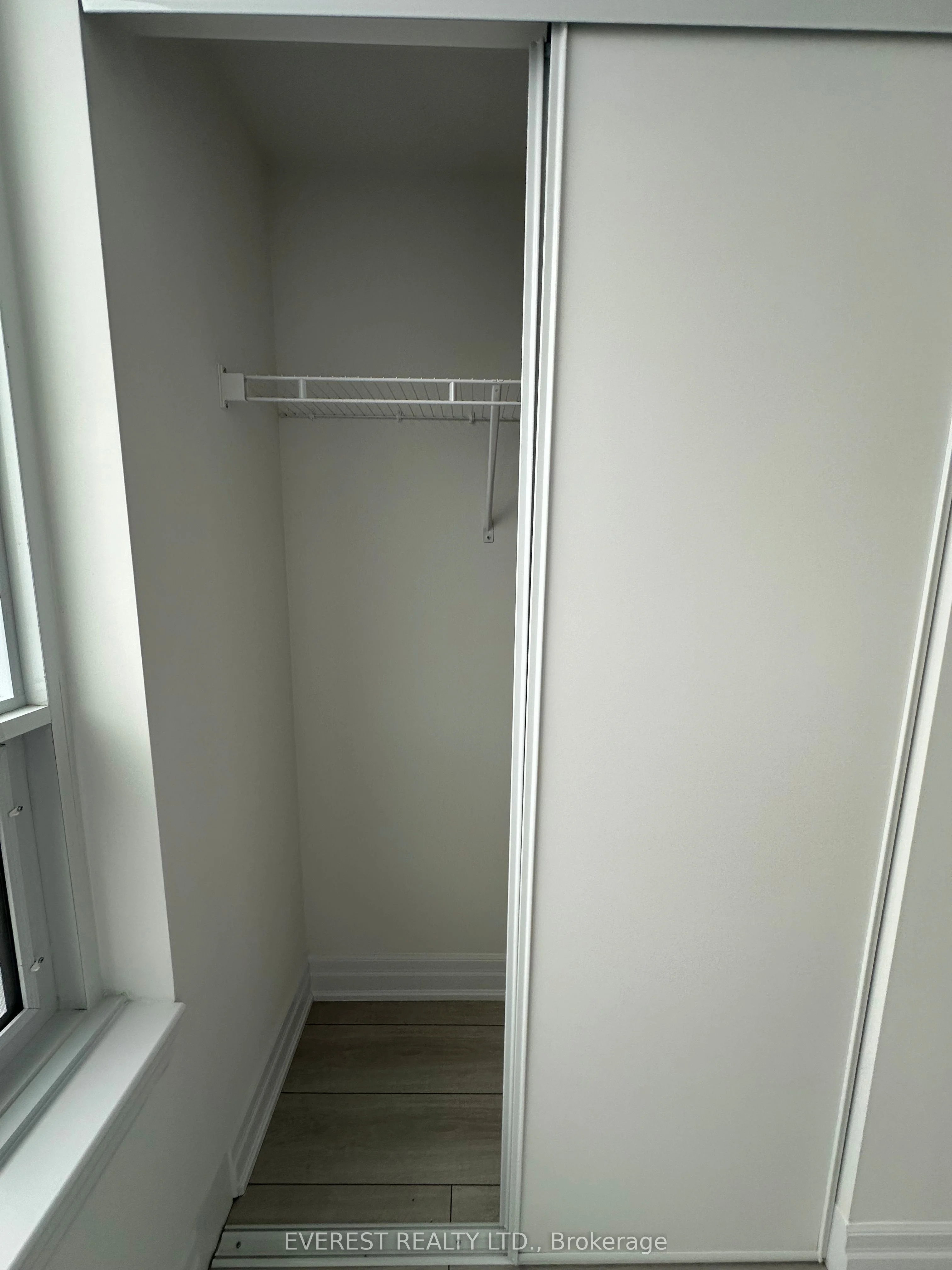 30 Elm Drive 2602, Mississauga, ON L5B 0N6