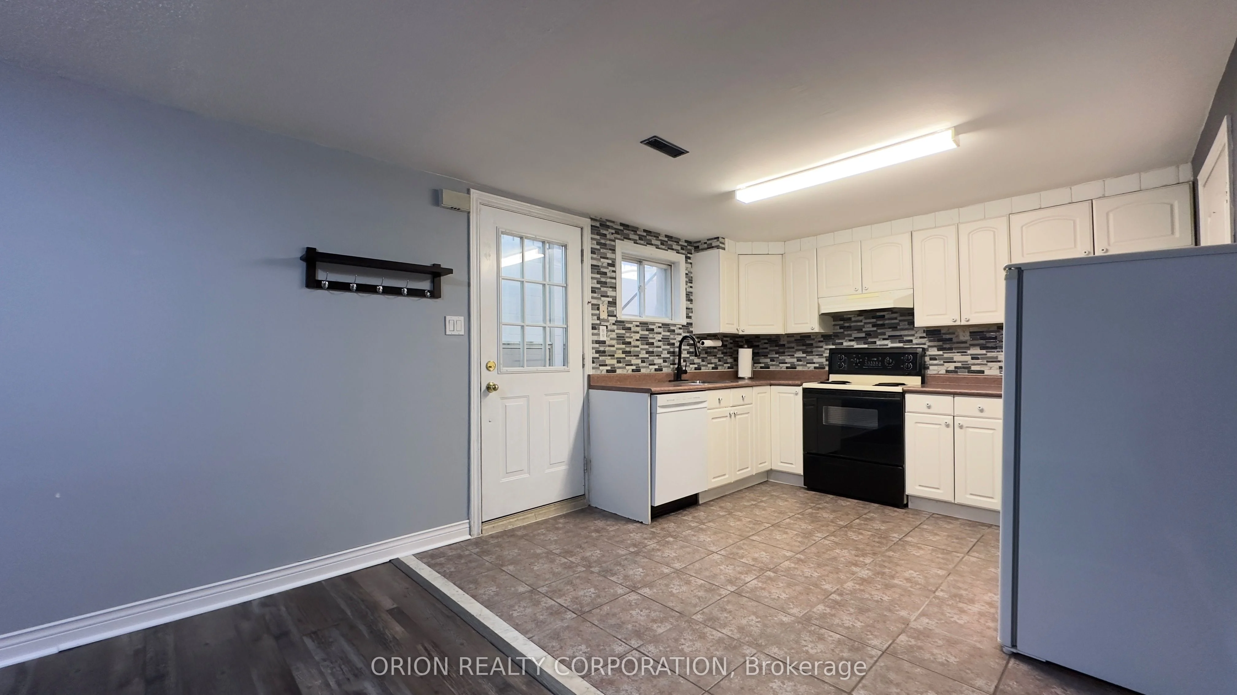 3551 Woodhurst Crescent, Mississauga, On L5l 1n5