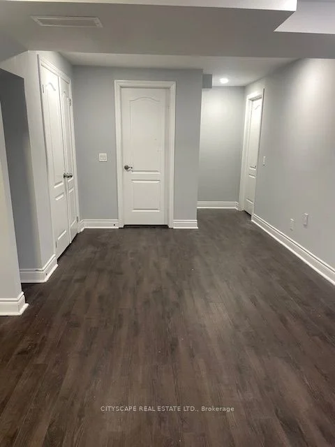 1705 Sir Monty's Drive Bsmt, Mississauga, ON L5N 4R6