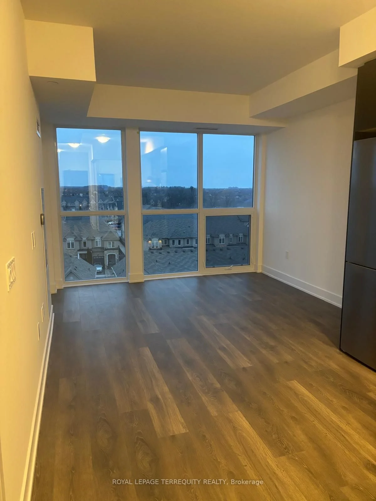 2343 Khalsa Gate 725, Oakville, On L6m 4j2