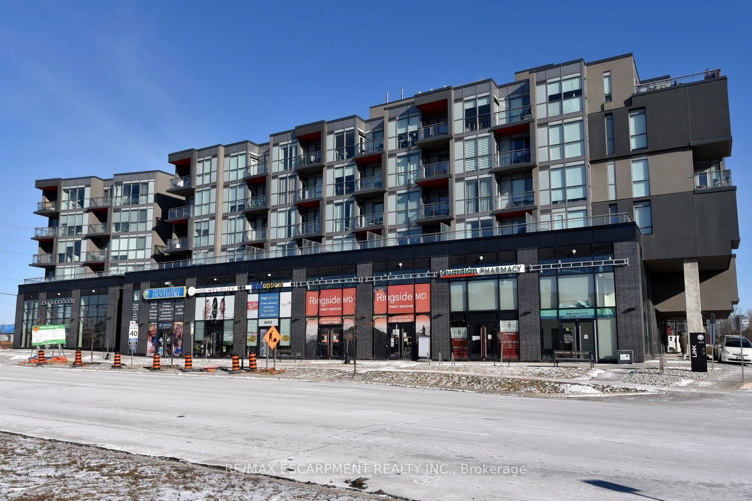 Condo Apartment in Burlington