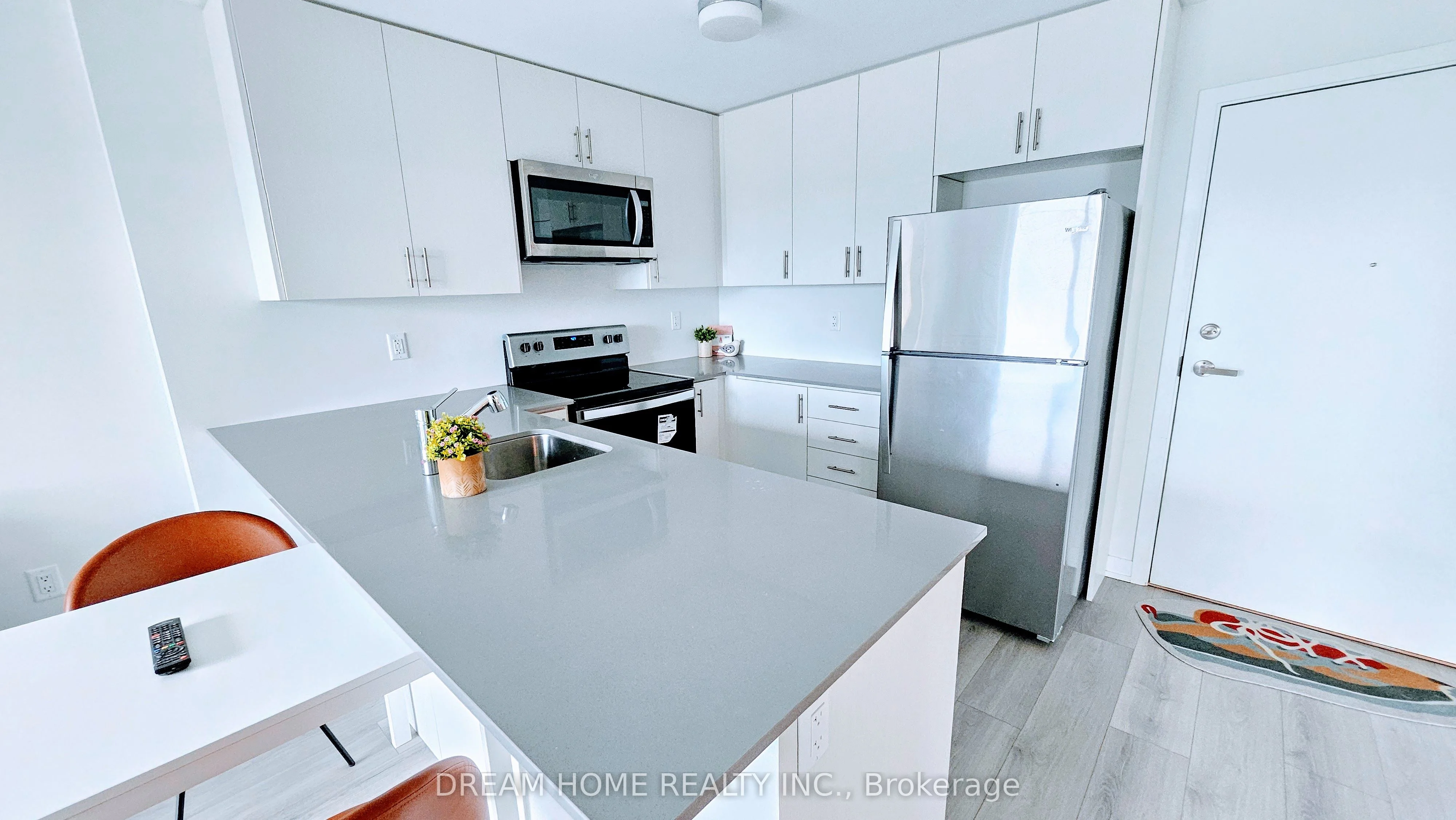 3401 Ridgeway Drive 322, Mississauga, On L5l 0b9