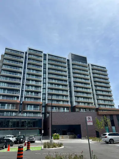 220 Missinnihe Way 413, Mississauga, On L5h 1g5