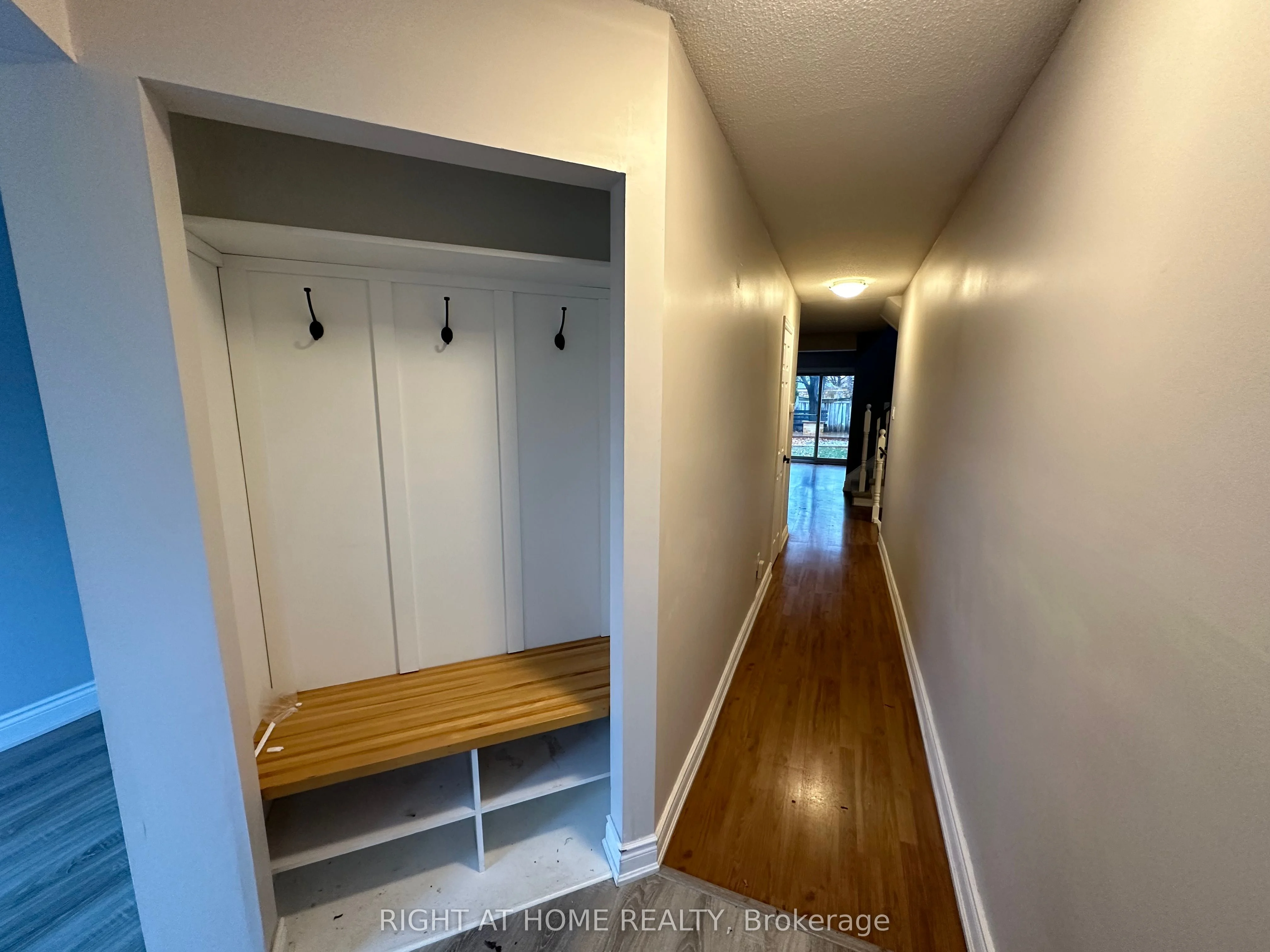 365 Tailfeather Crescent 28, Mississauga, On L4z 2z8
