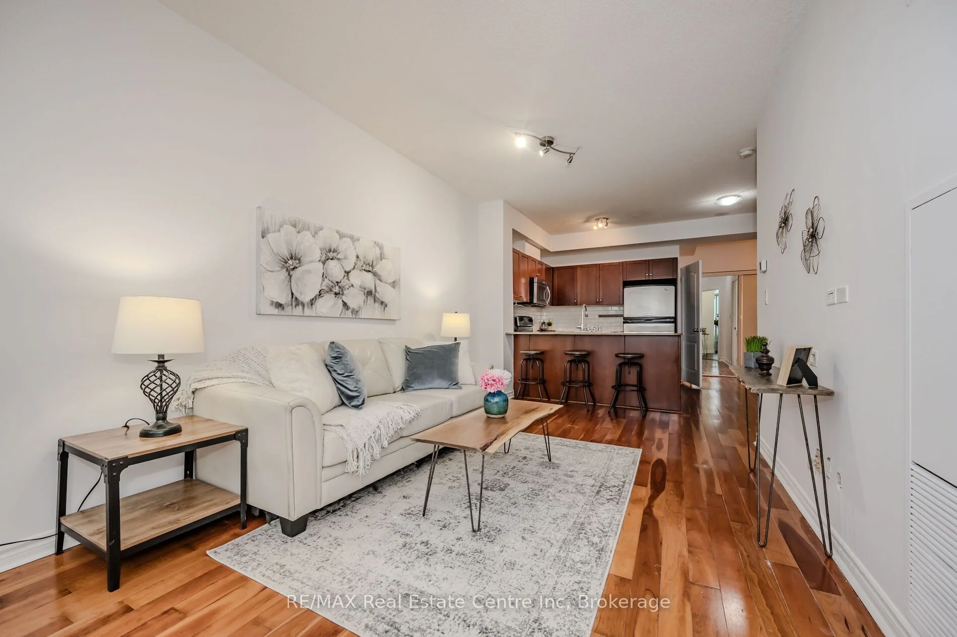3504 Hurontario Street 1510, Mississauga, On L5b 0b9