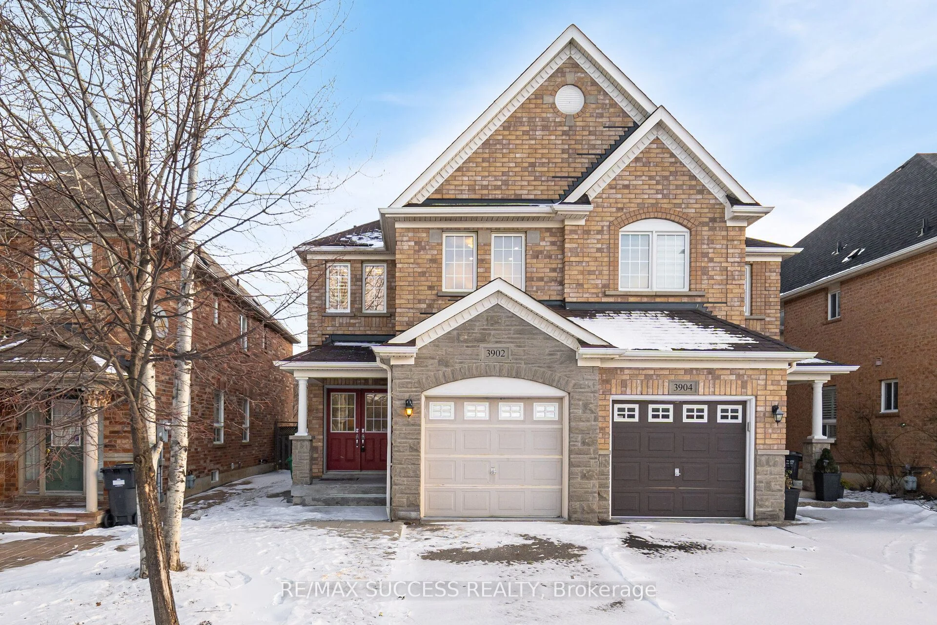 Semi-Detached in Mississauga