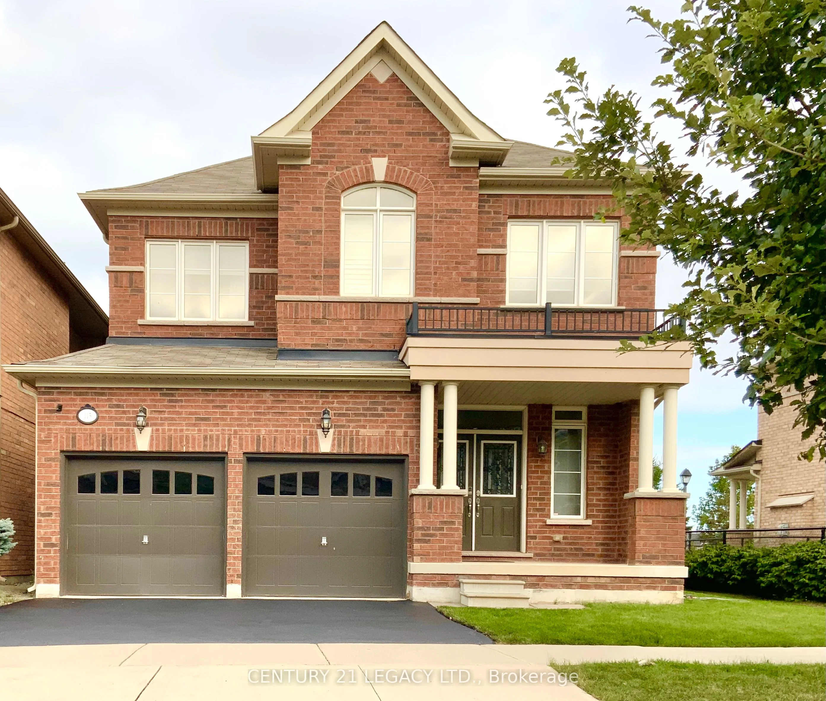 Detached in Oakville