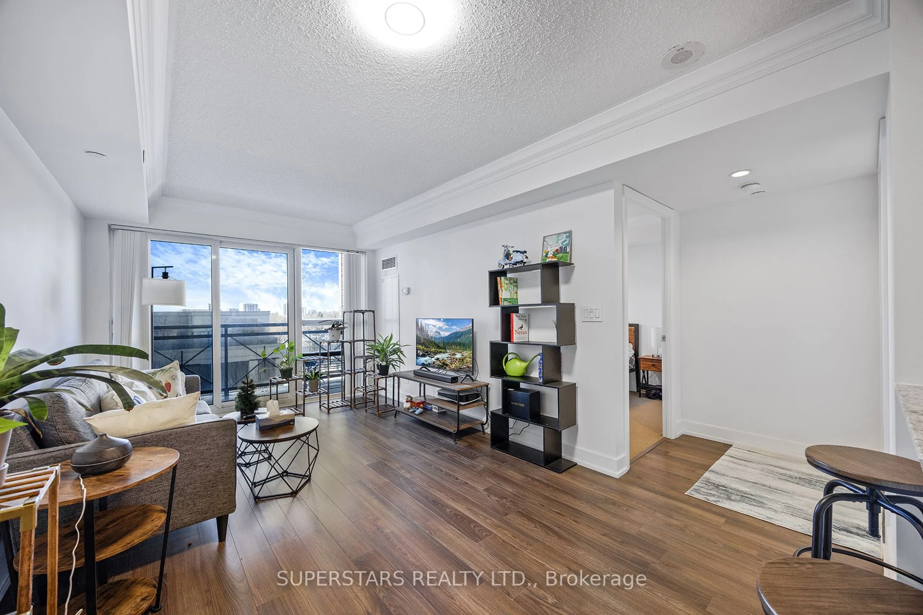 Condo Apartment in Toronto