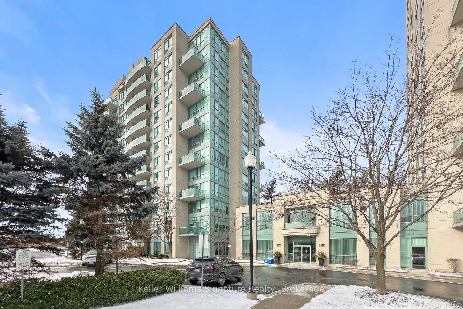 2585 Erin Centre Boulevard 707, Mississauga, On L5m 6z7
