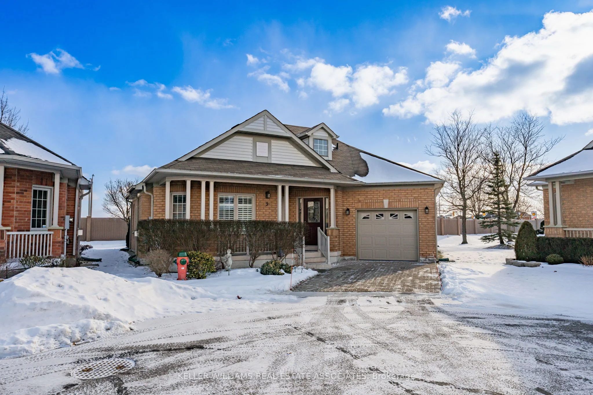 Detached Condo in Brampton
