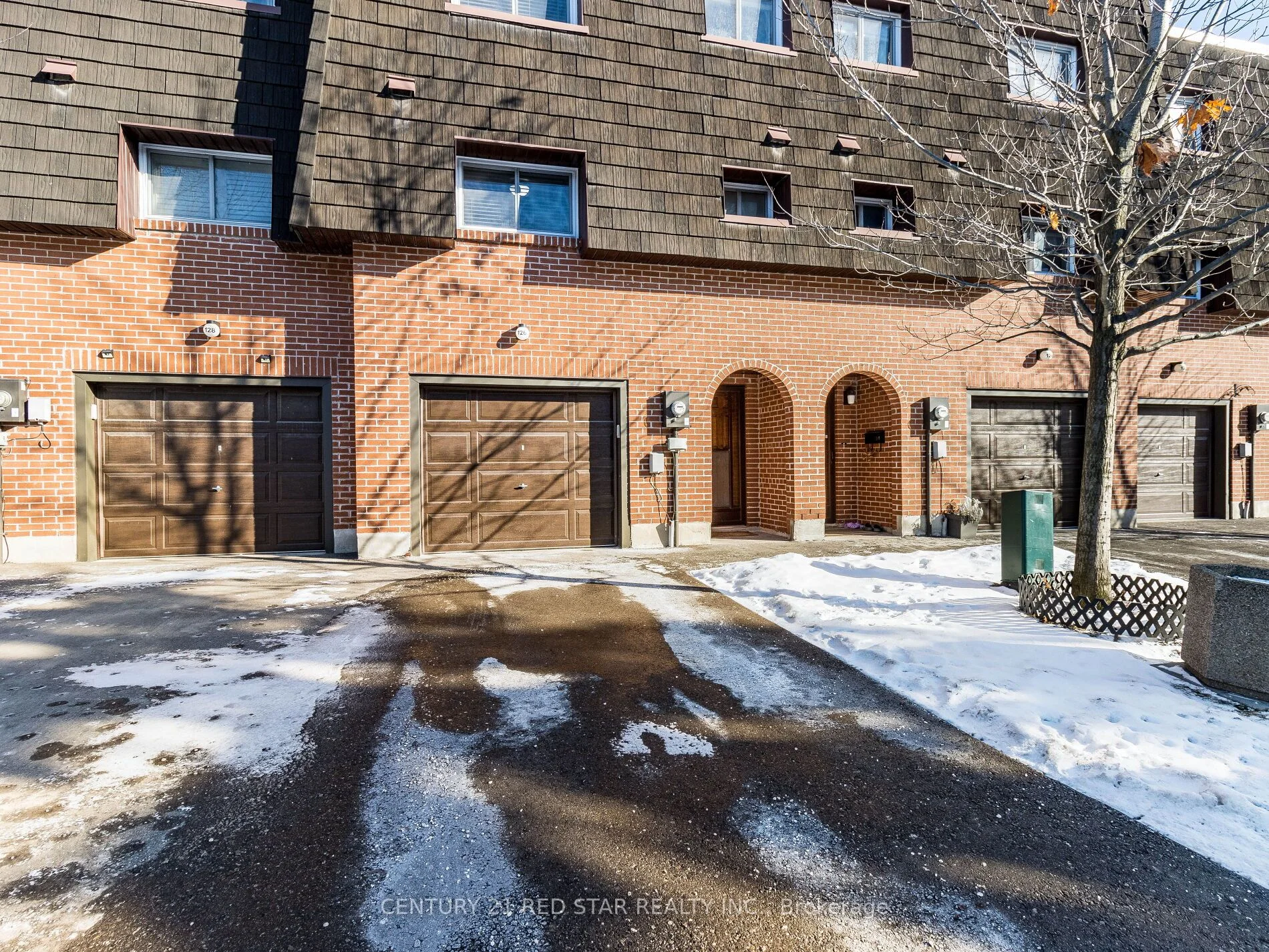 Condo Townhouse in Brampton