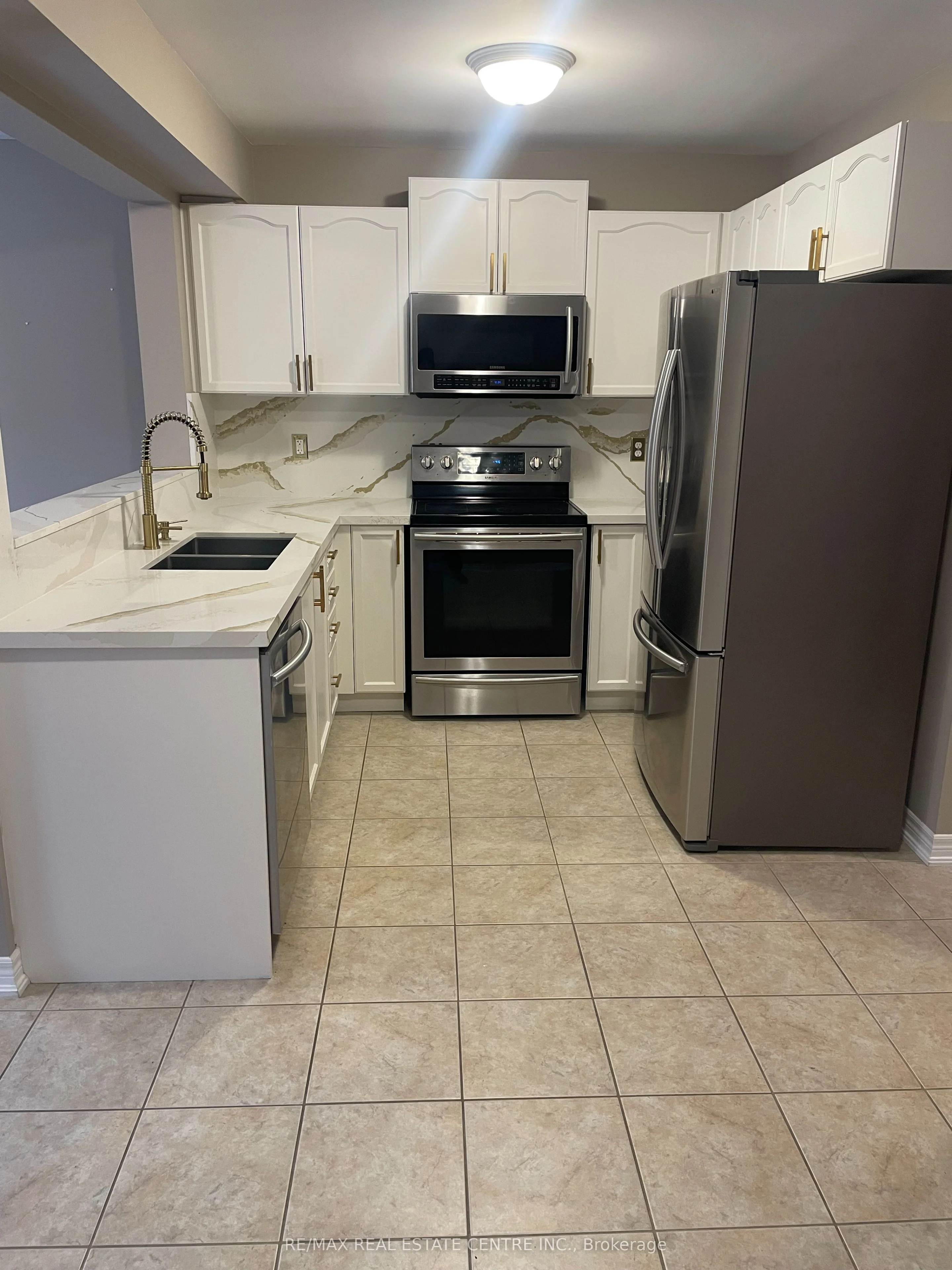 54 Victor Large Way, Orangeville, ON L9W 0B6