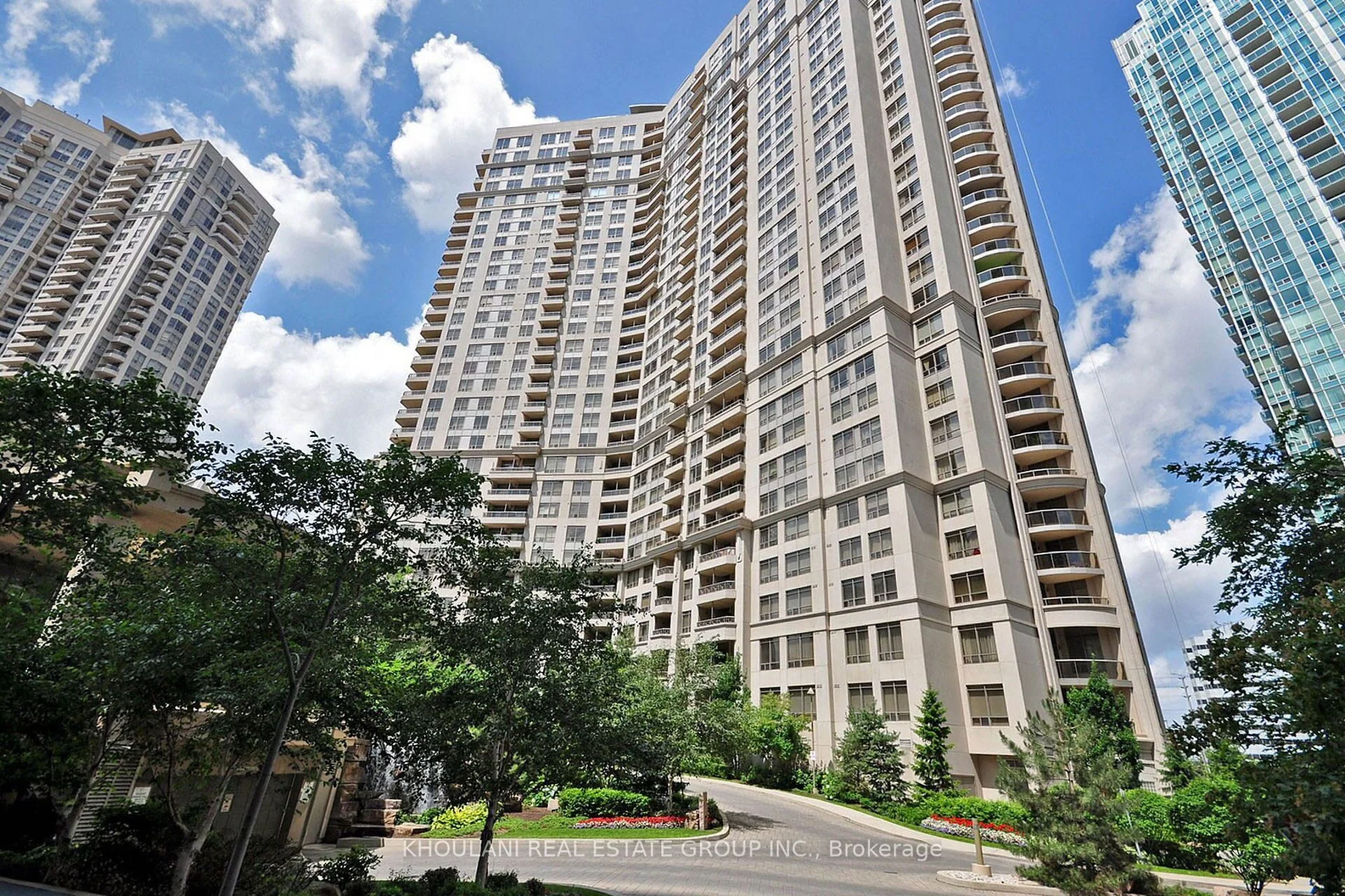 Condo Apartment in Mississauga