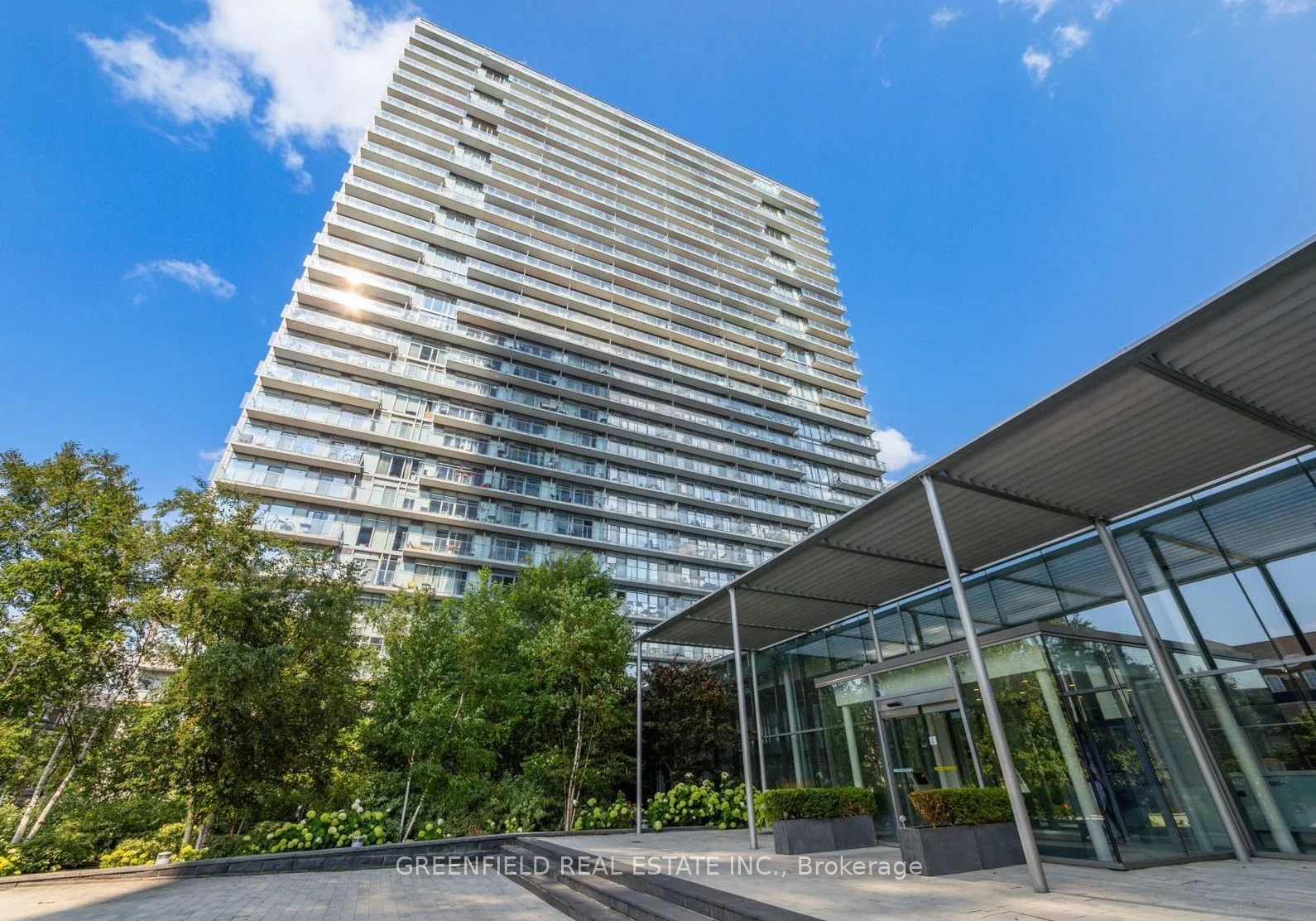 103 The Queens Way 2714, Toronto W01, On M6s 5b3