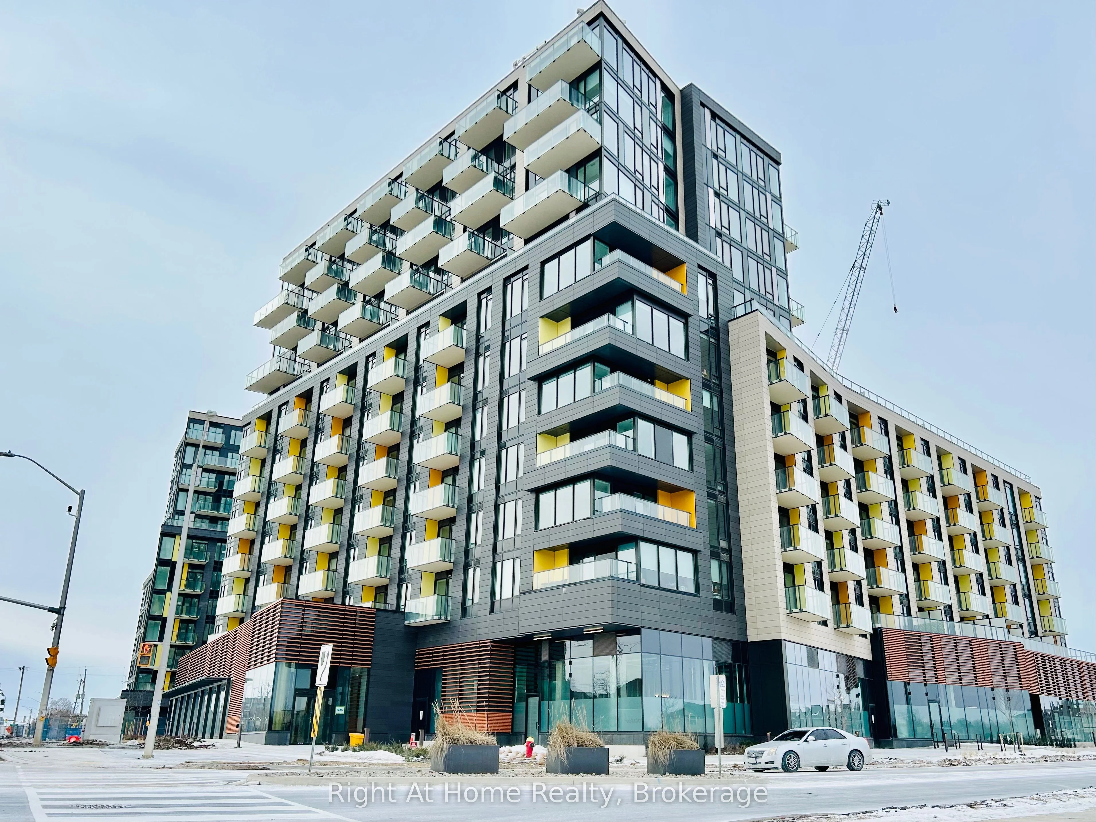 1415 Dundas Street E 908, Oakville, On L6h 8a3