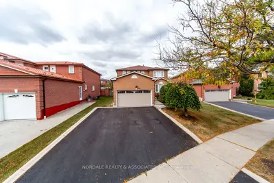 4485 Weymouth Commons Crescent, Mississauga, On L5r 1p5