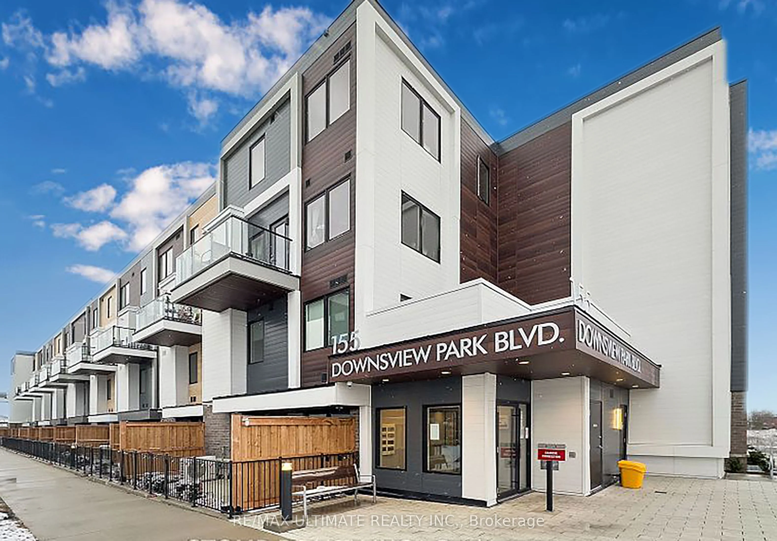 Condo Townhouse in Toronto