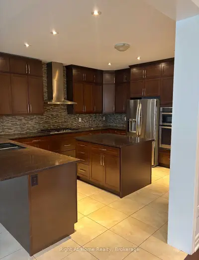 125 16 Mile Drive, Oakville, On L6m 0t7