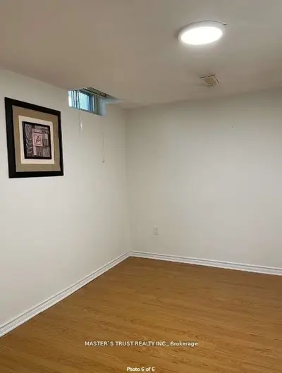 1443 Pilgrims Way, Oakville, On L6m 2w4