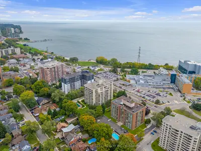 Condo Apartment in Burlington