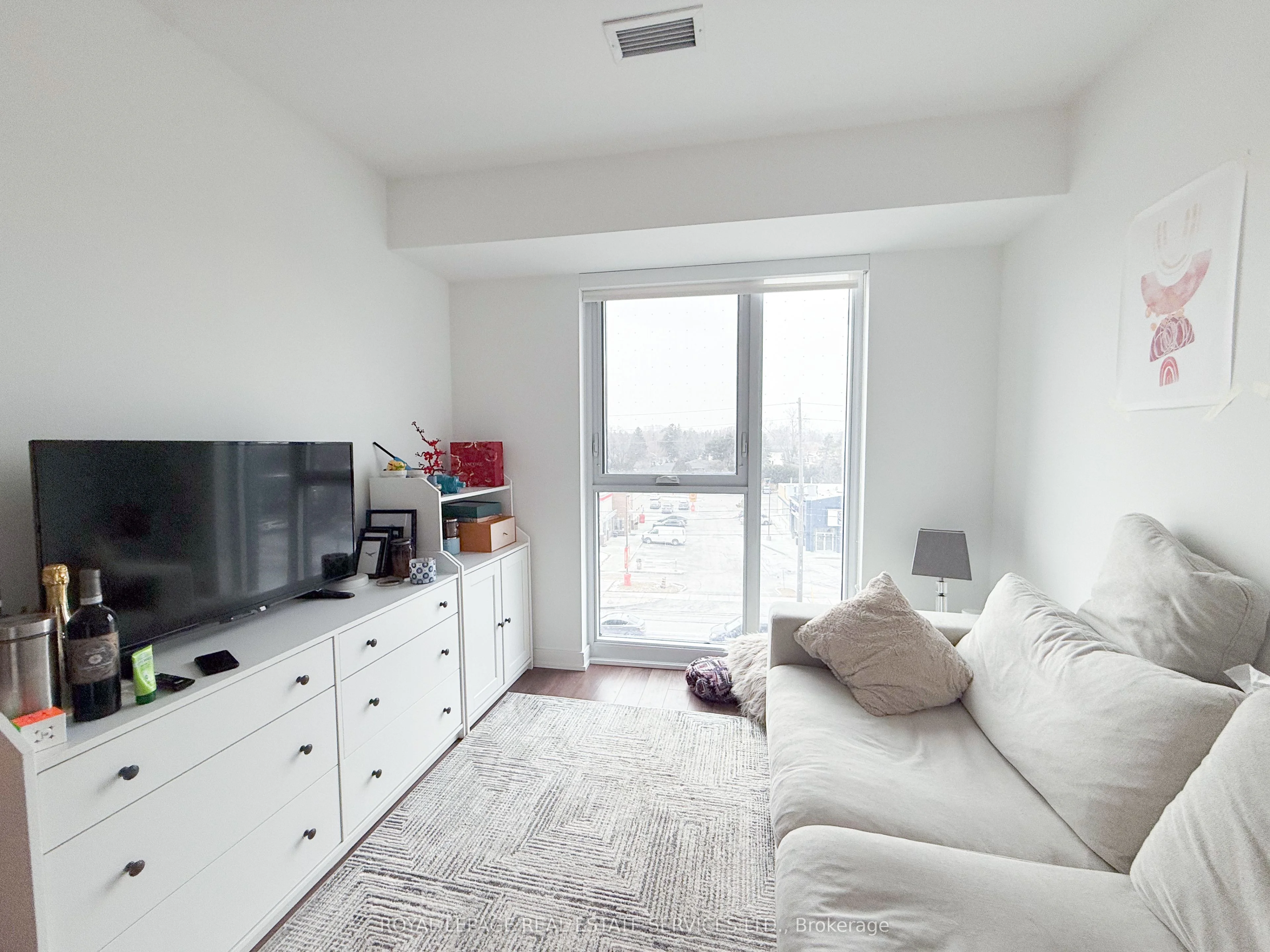30 Samuel Wood Way 405, Toronto W08, On M9b 0c9