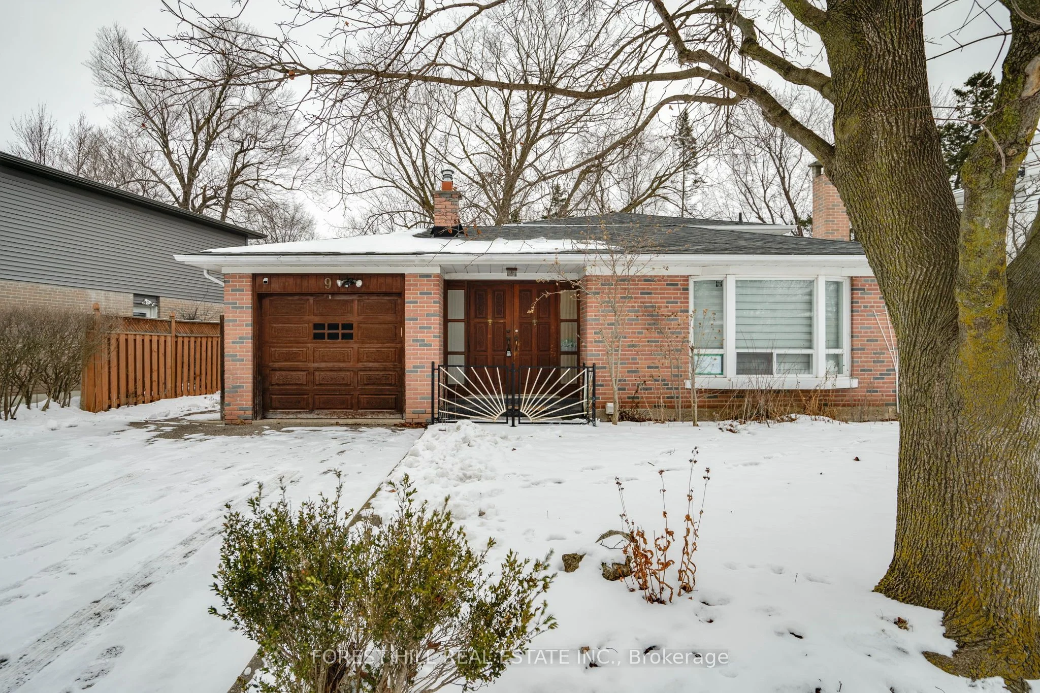 9 Metcalfe Court, Halton Hills, On L7g 4n7