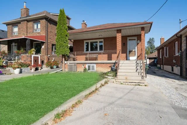 49 Fairbank Avenue Lower, Toronto W04, On M6e 3y6