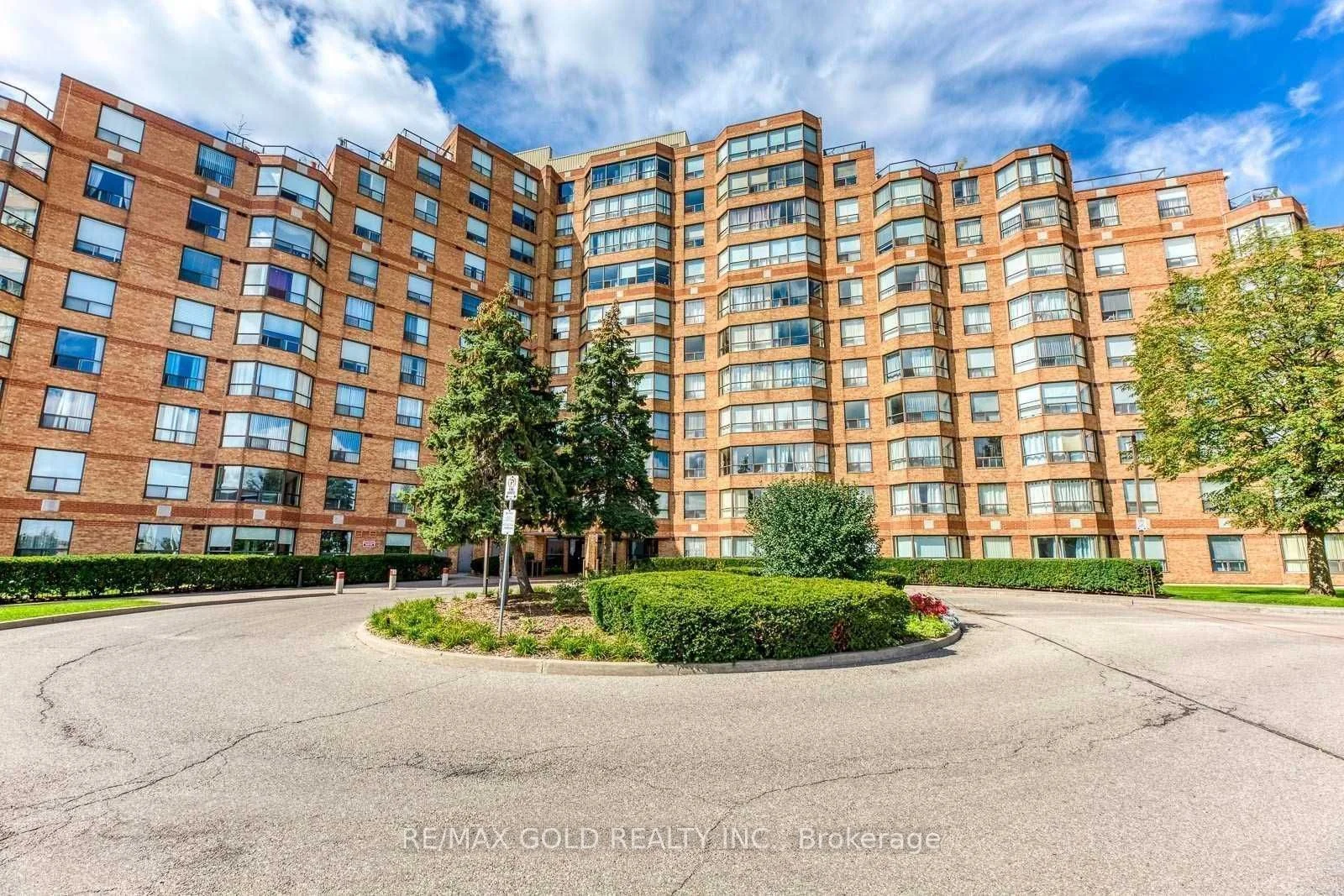6 Humberline Drive 225, Toronto W10, On M9w 6x8