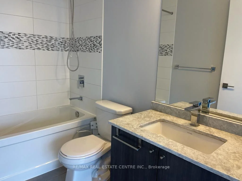4011 Brickstone Mews 907, Mississauga, ON L5B 0J7