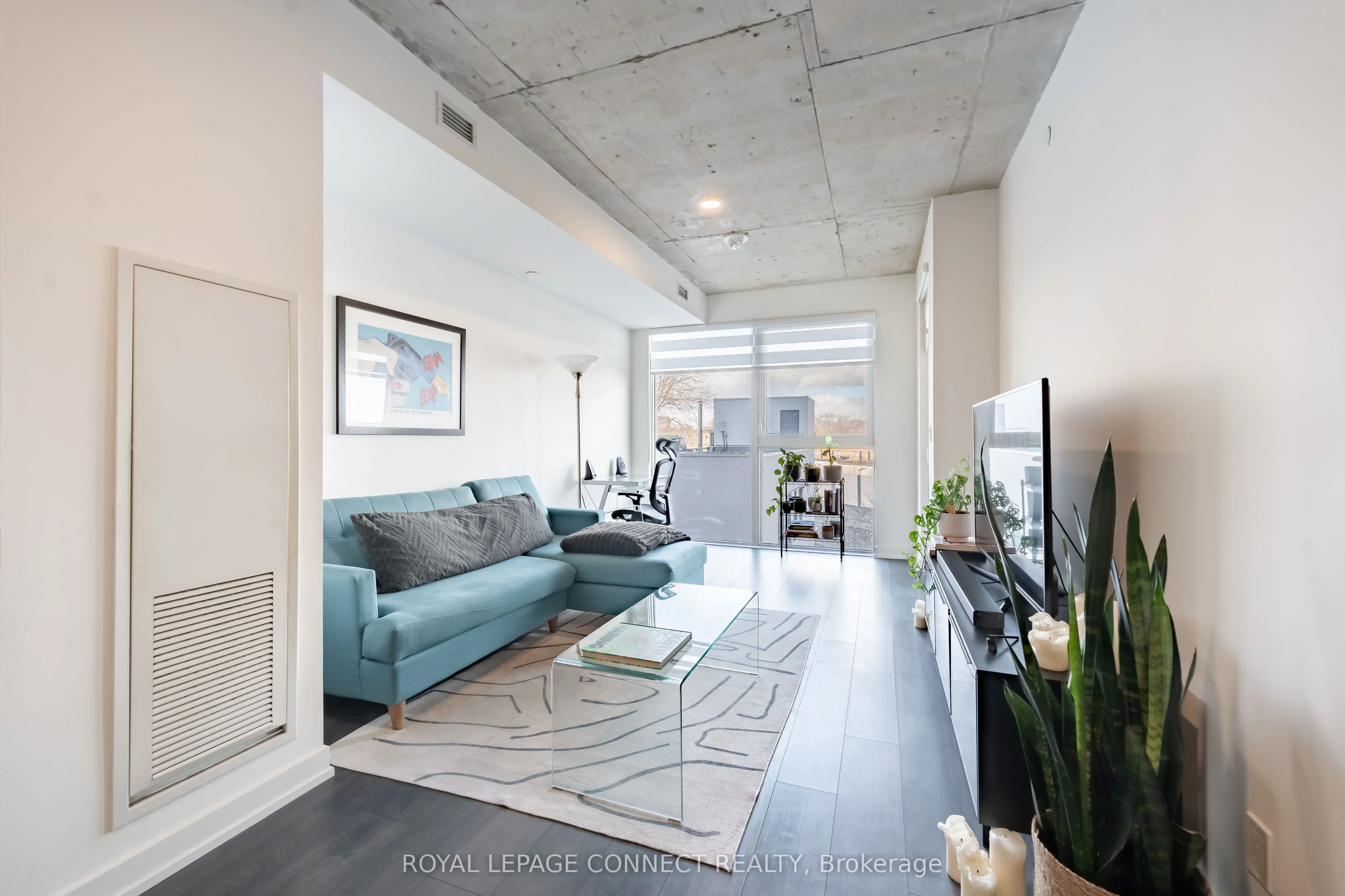 57 Brock Avenue 310, Toronto W01, On M6k 0h3