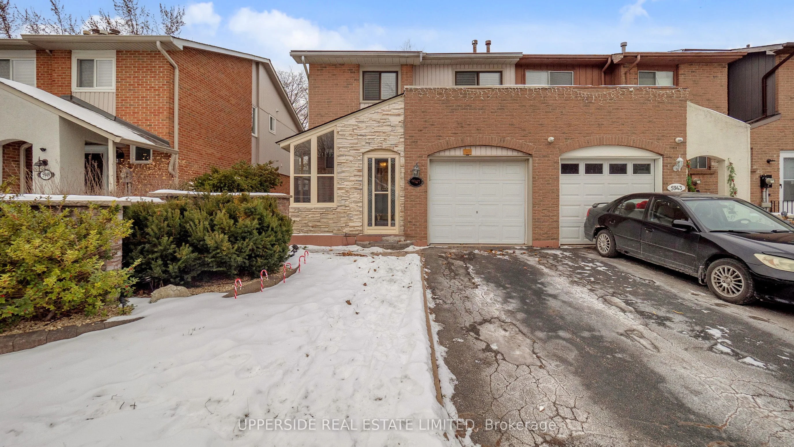 Att/Row/Townhouse in Mississauga