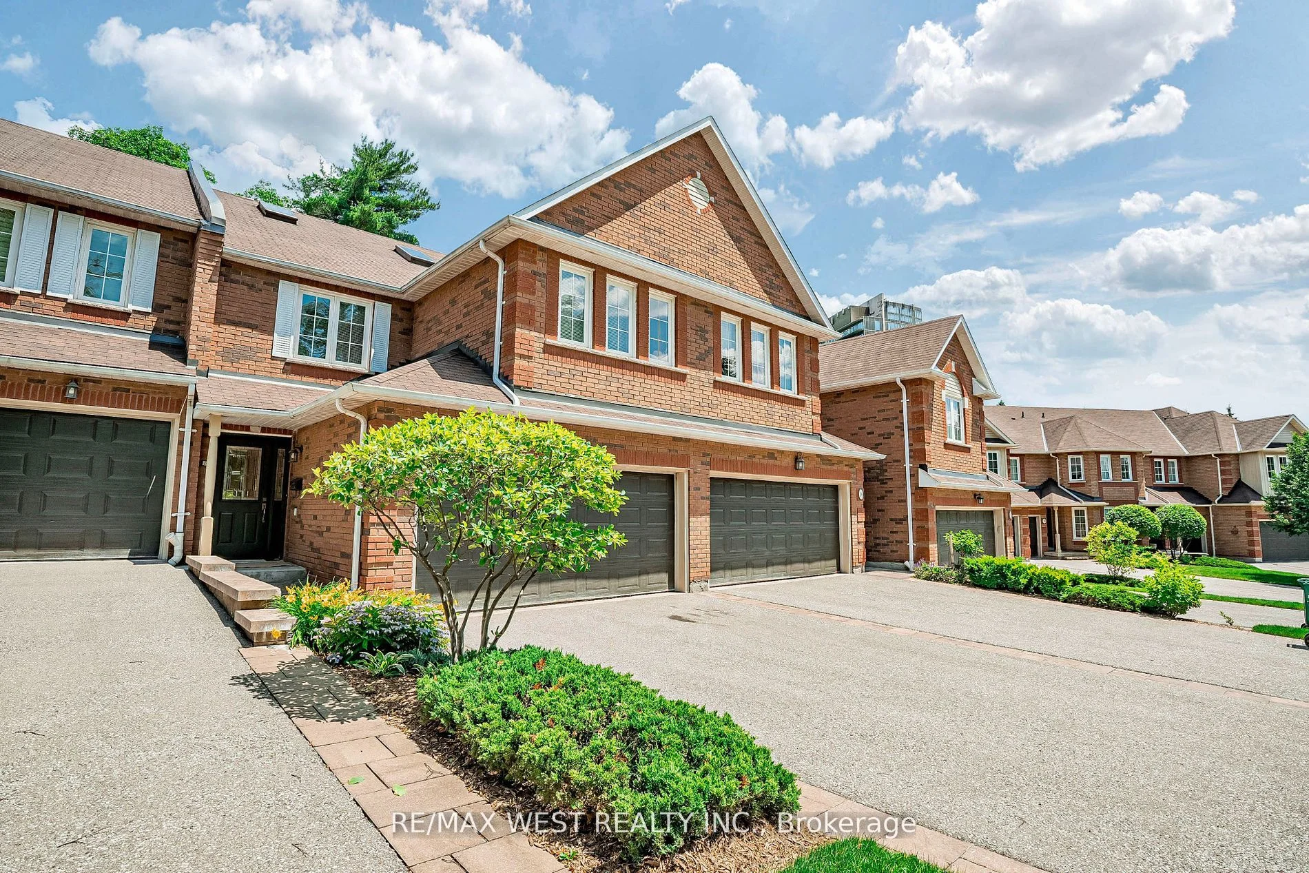 Condo Townhouse in Mississauga