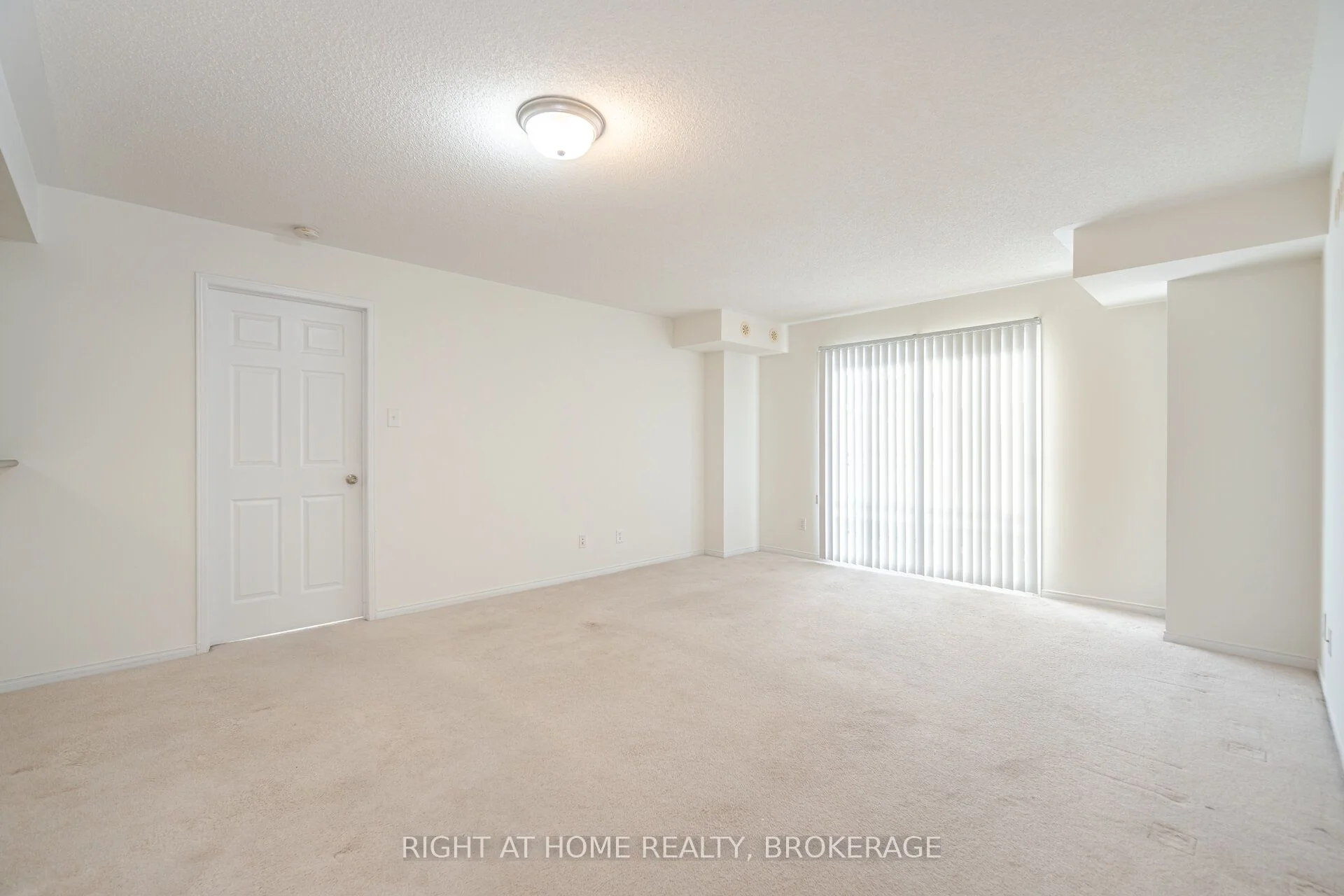 5100 Winston Churchill Boulevard W 302, Mississauga, ON L5M 0N9