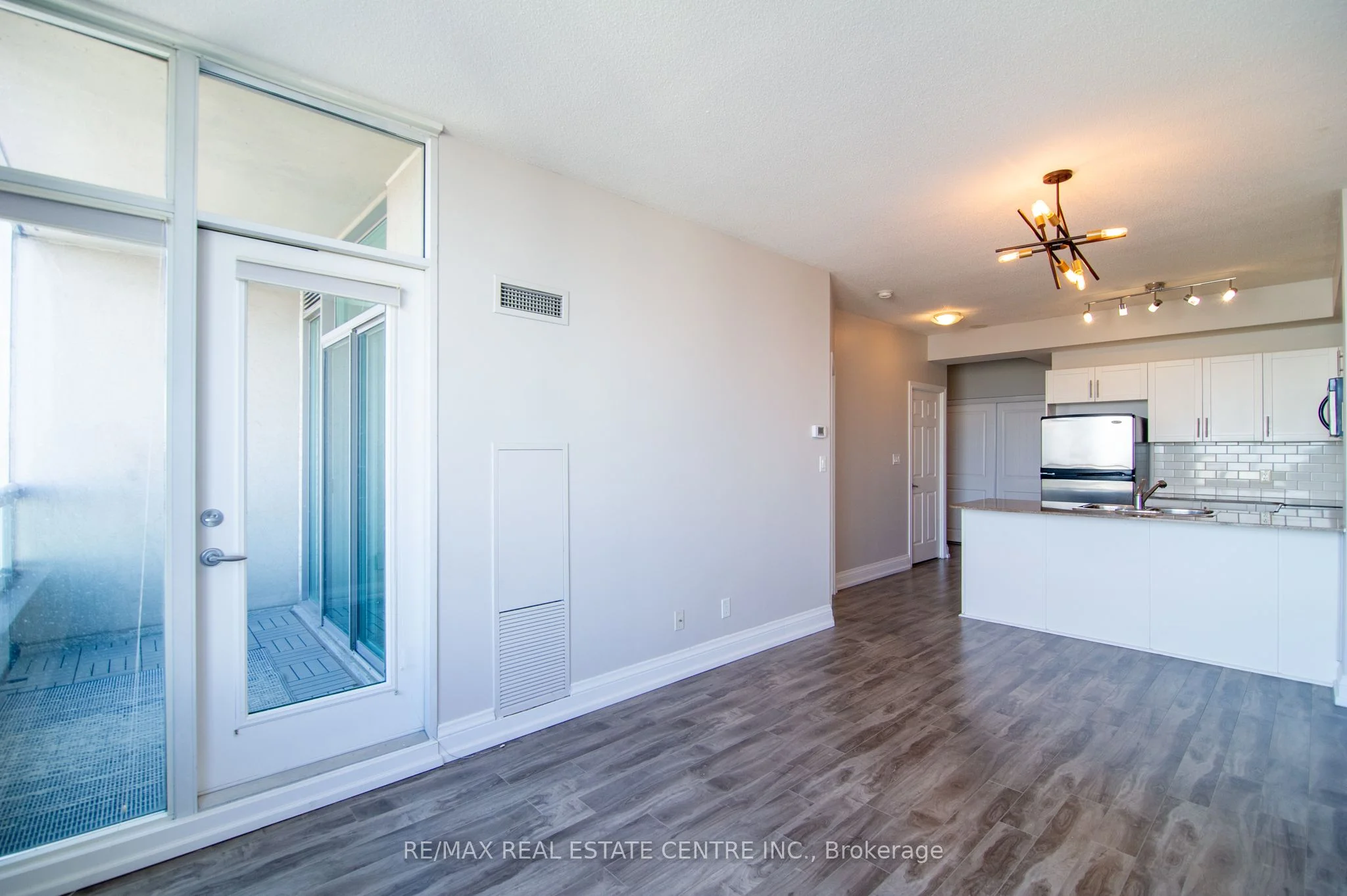 Condo Apartment in Mississauga