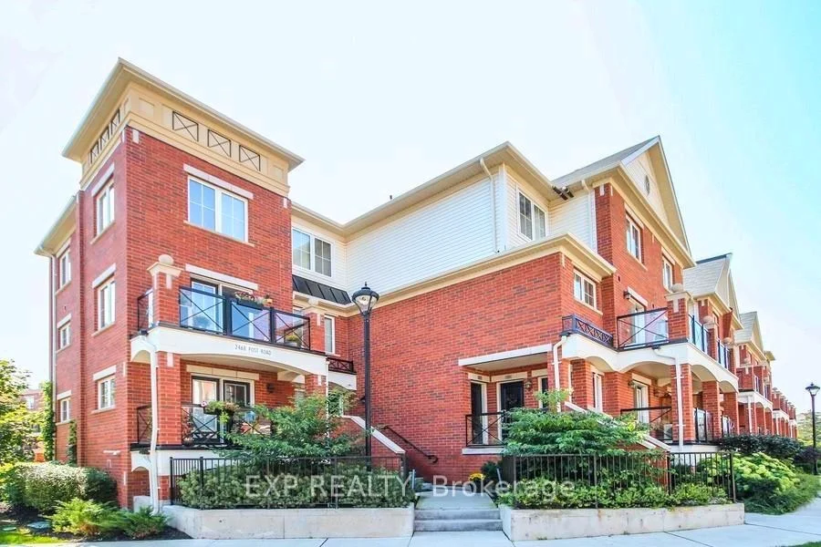Condo Townhouse in Oakville