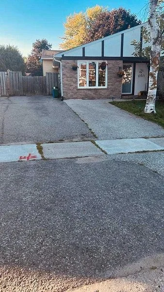 Semi-Detached in Orangeville
