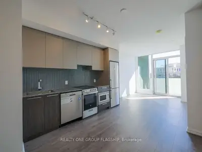 4208 Dundas Street W 504, Toronto W08, On M8x 0b1