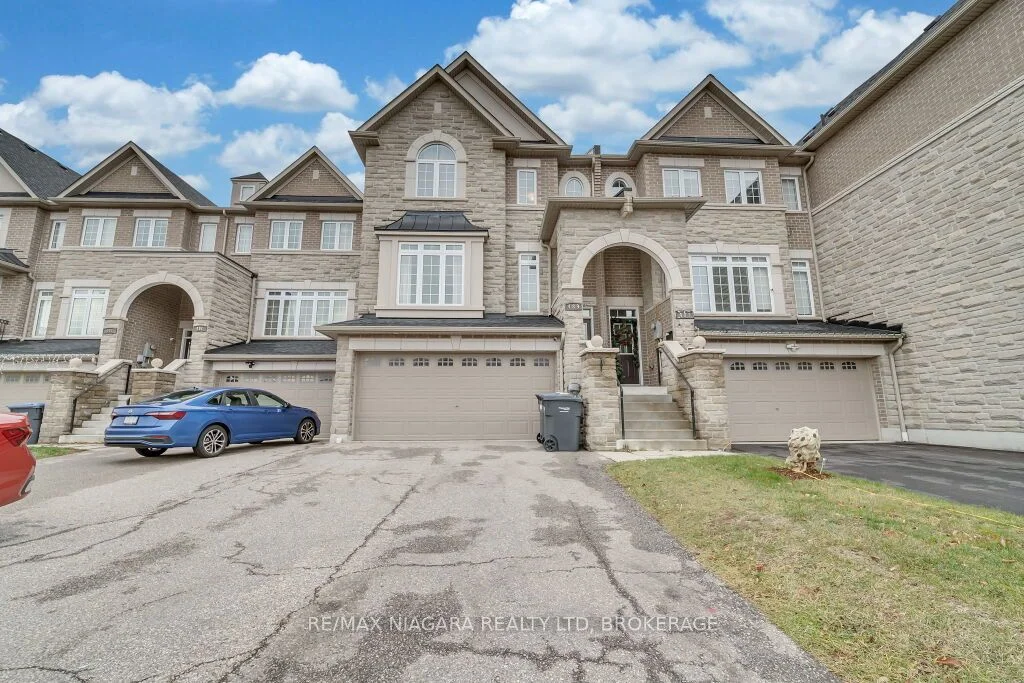 489 Briggs Court, Mississauga, On L5w 0c6