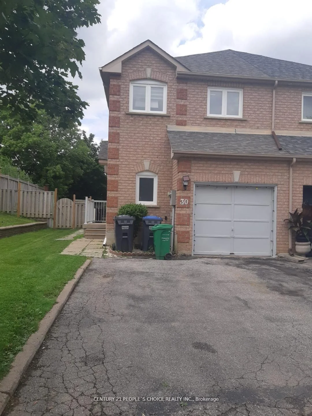 Semi-Detached in Brampton