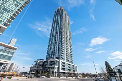 3975 Grand Park Drive 3908, Mississauga, On L5b 4m6