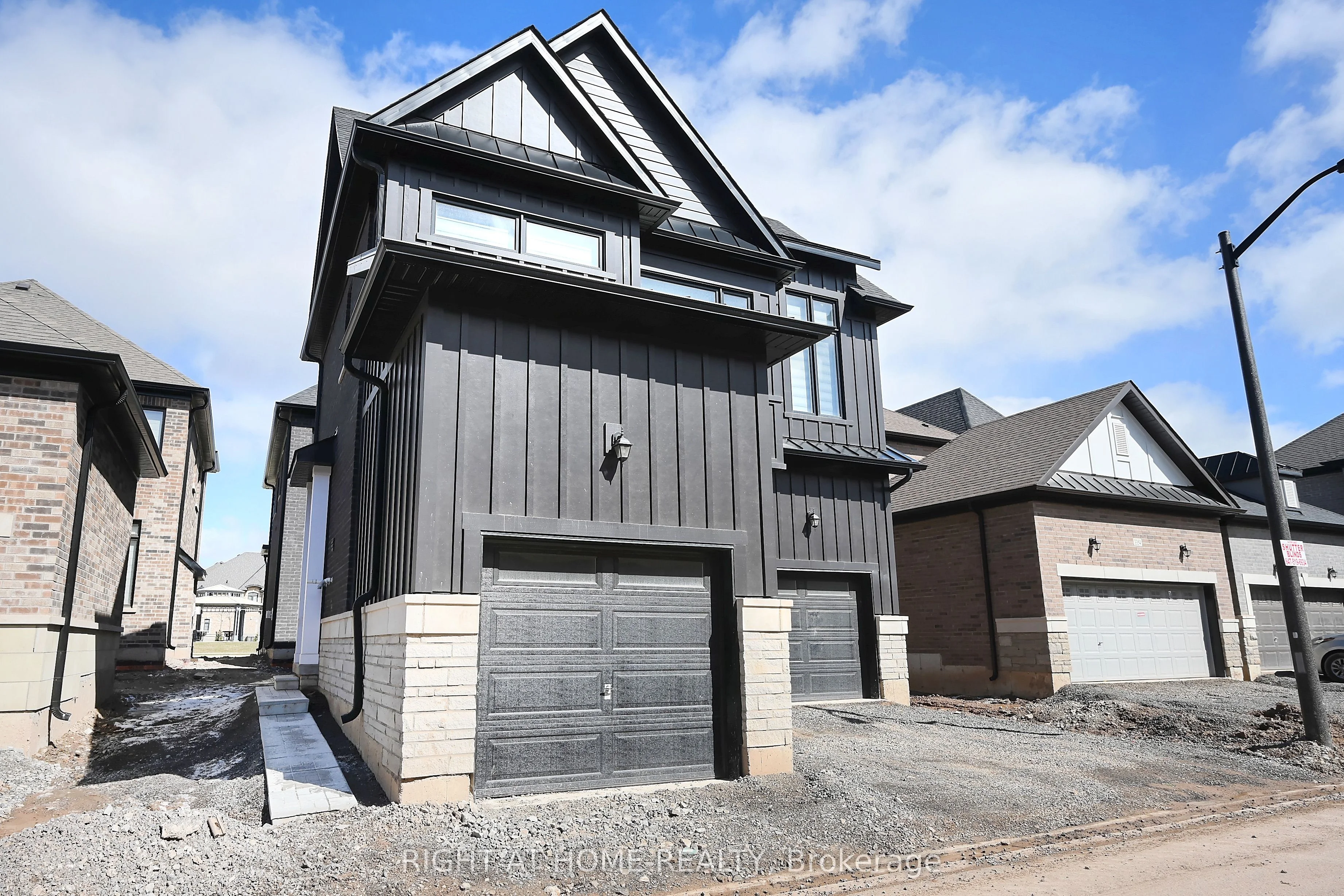 Detached in Oakville